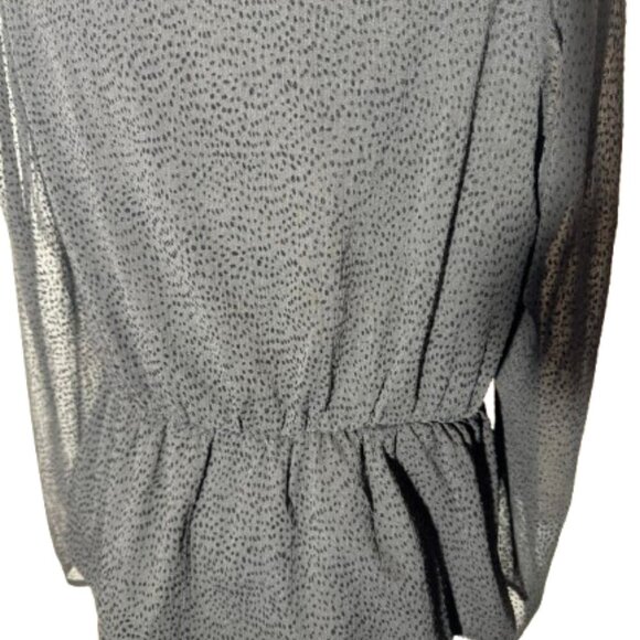 Express Black Solid Puff Sleeve V-Neck Top Size Large - Picture 5 of 8